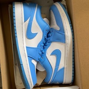 Carolina low sneakers